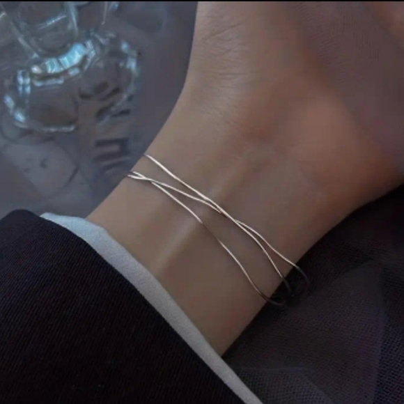 NEW 925 STERLING SILVER BRACELET - Picture 1 of 3